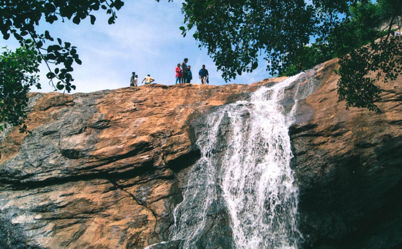 Thottikallu Falls